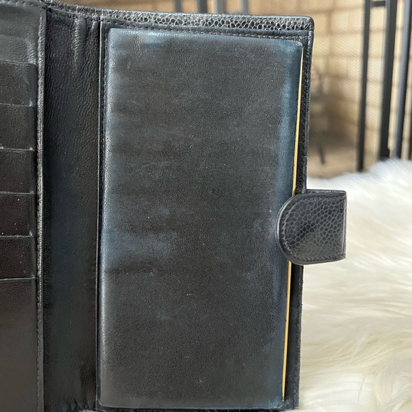 Chanel bifold wallet - Picture 16 of 16